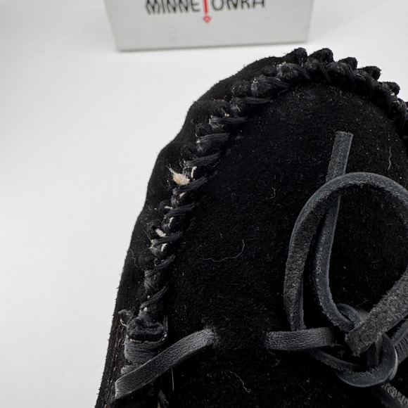 Minnetonka Cally Black Suede Shearling Moccasin Slippers 9 Cozy Cabin Rustic - Picture 7 of 11